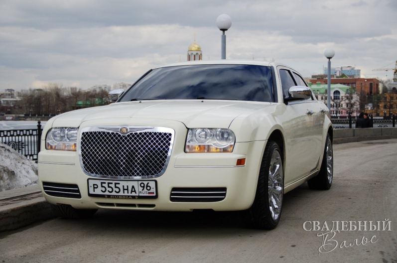 Аренда автомобилей бизнес класса фото 10 смотреть Аренда автомобилей бизнес класса фото 10 превью